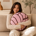Cojín Decorativo Jacquard Concha Fresa 62cm Providencia®