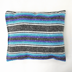 Frazada De Viaje Artesanal Con Almohada Set De Descanso Azules