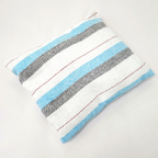 Frazada De Viaje Artesanal Con Almohada Set De Descanso Azul / blanco