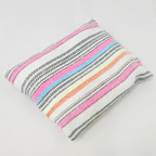 Frazada De Viaje Artesanal Con Almohada Set De Descanso Rosa / blanco