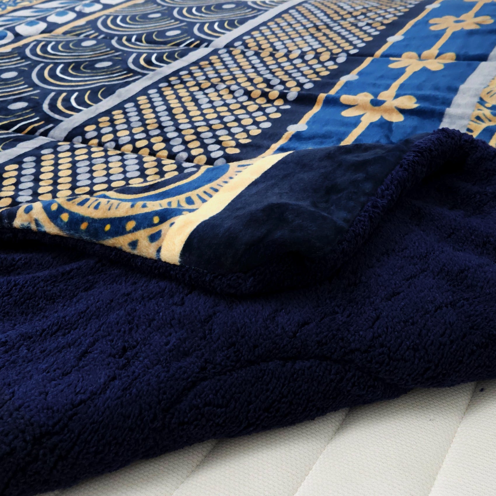 Edredón Borrega Soft Sobrecamero 2x2.20m Marca Providencia®