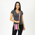 Morral Artesanal Pequeño Con Correa Ajustable Unisex 16x20cm Arcoíris