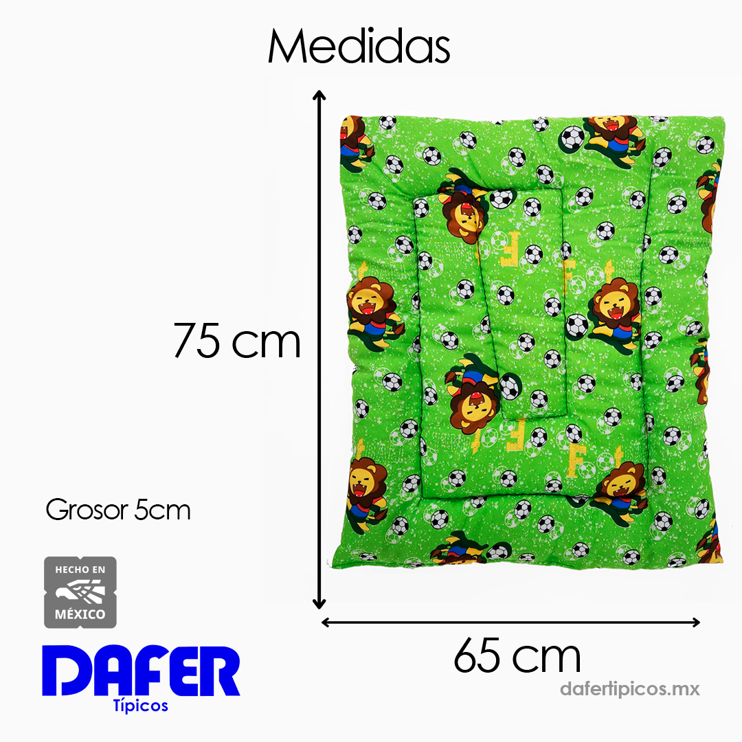Tapete Estampado Y Acolchado Transportadora Para Mascota Leon Futbolista