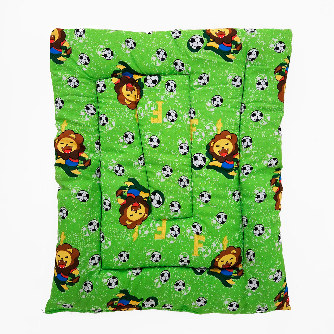 Tapete Estampado Y Acolchado Transportadora Para Mascota Leon Futbolista